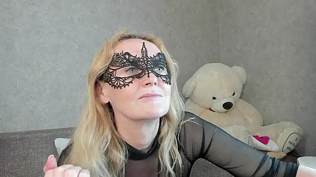 Snapshot of angelica_marquise chatting on July 1, 5:13 pm angelica marquise online show from July 1, 5:13 pm
