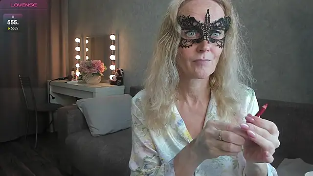 Snapshot of angelica_marquise chatting on September 9, 4:27 pm angelica marquise online show from September 9, 4:27 pm