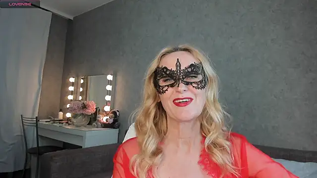 Snapshot of angelica_marquise chatting on October 8, 1:01 pm angelica marquise online show from October 8, 1:01 pm