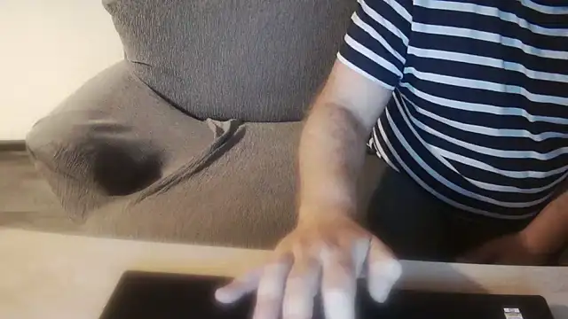 margotgra82 online show from January 2, 4:35 pm