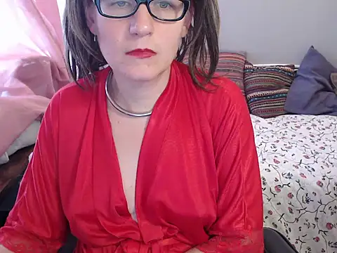 Snapshot of SofieStarlet chatting on October 13, 2:18 pm SofieStarlet online show from October 13, 2:18 pm