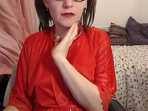 Snapshot of SofieStarlet chatting on November 10, 4:12 pm SofieStarlet online show from November 10, 4:12 pm