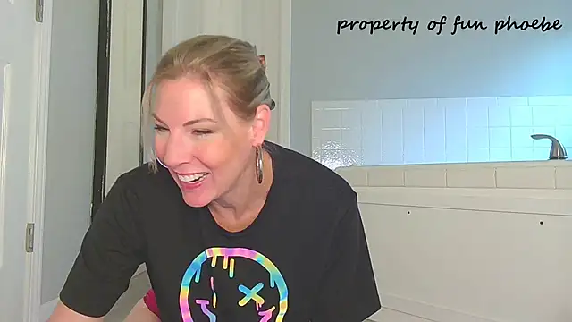 Fun Phoebe online show from June 21, 2:01 pm