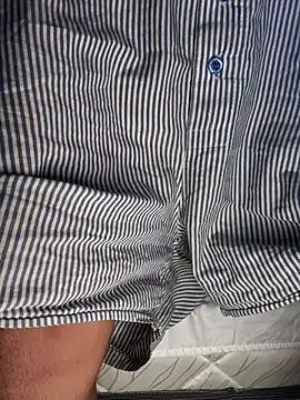 Snapshot of cybercosmiiic chatting on October 12, 6:20 pm cybercosmiiic online show from October 12, 6:20 pm