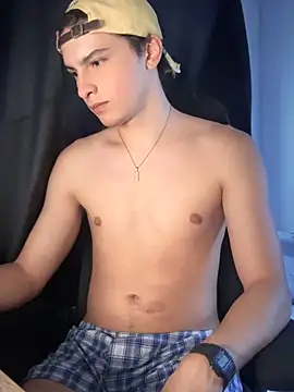 Snapshot of cybercosmiiic chatting on October 24, 10:09 pm cybercosmiiic online show from October 24, 10:09 pm