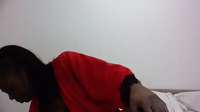 Cinderella Jewels  online show from December 3, 5:19 am