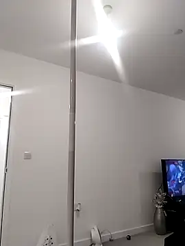 Cinderella Jewels  online show from April 17, 8:55 pm