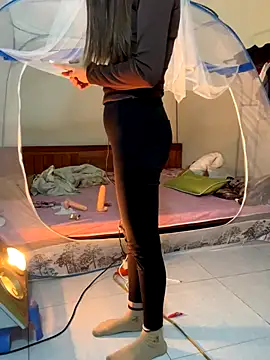 PussyWet  online show from November 5, 7:50 pm