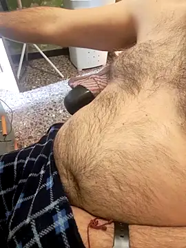 Snapshot of Escondido52 chatting on February 7, 9:37 am Escondido52 online show from February 7, 9:37 am