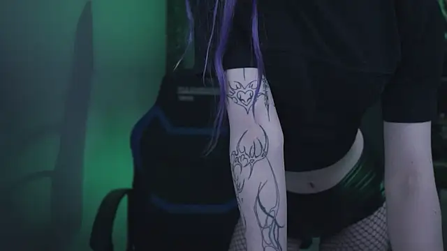 LexiWenford online show from March 5, 3:14 am