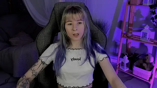 LexiWenford online show from November 4, 2:48 am