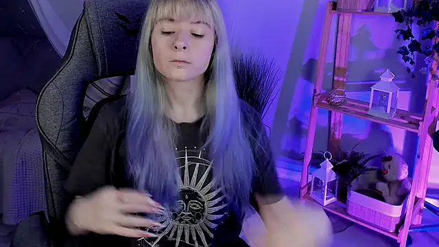 LexiWenford online show from November 5, 2:47 am