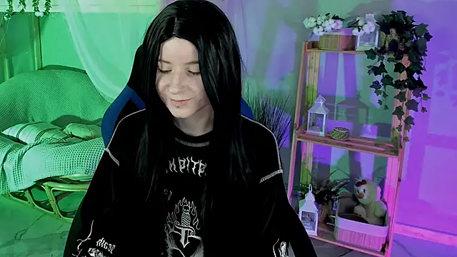 Snapshot of LexiWenford chatting on September 25, 3:23 am LexiWenford online show from September 25, 3:23 am