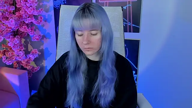 LexiWenford online show from December 17, 3:22 am