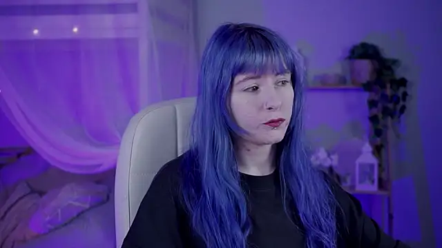 LexiWenford online show from December 4, 3:05 am