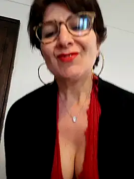 Viola8p online show from May 14, 2:58 pm