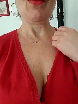 Viola8p online show from February 1, 9:40 am