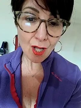 Viola8p online show from March 29, 1:35 pm