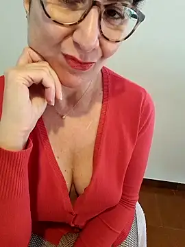 Viola8p online show from February 6, 10:33 am