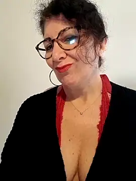 Viola8p online show from December 19, 10:50 am