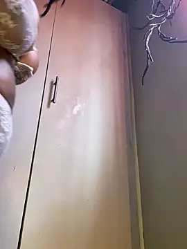 Snapshot of DiamondGoddes chatting on September 13, 1:00 pm DiamondGoddes online show from September 13, 1:00 pm