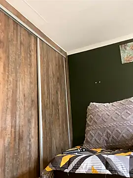 Snapshot of DiamondGoddes chatting on November 4, 9:57 am DiamondGoddes online show from November 4, 9:57 am