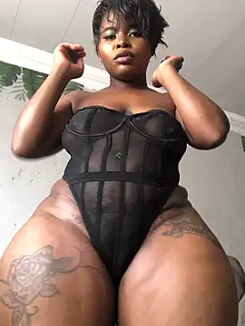 Snapshot of DiamondGoddes chatting on March 5, 2:01 pm DiamondGoddes online show from March 5, 2:01 pm