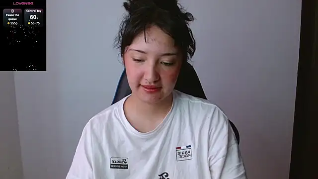 alexaa08 online show from April 5, 3:08 pm