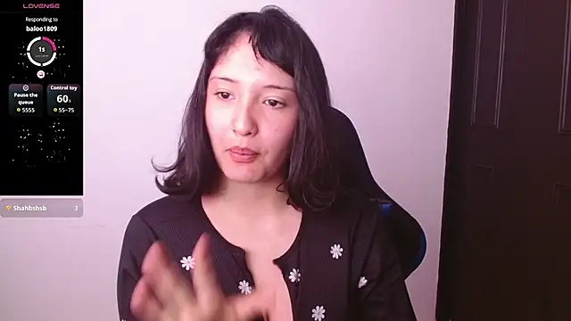 alexaa08 online show from January 17, 3:15 pm