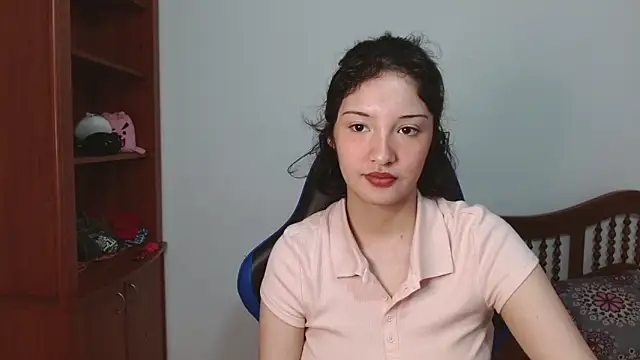 Snapshot of alexaa08 chatting on September 23, 12:01 pm alexaa08 online show from September 23, 12:01 pm