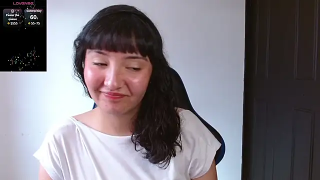 alexaa08 online show from June 19, 6:14 pm