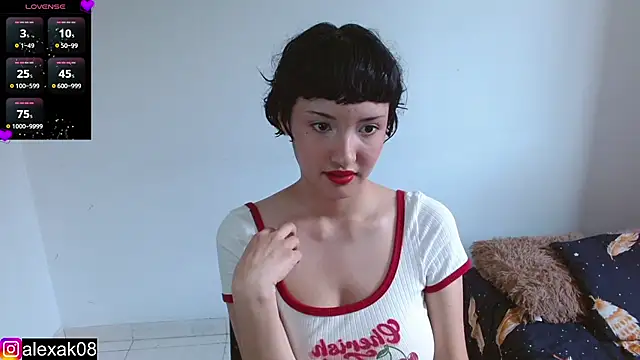 Snapshot of alexaa08 chatting on February 14, 5:25 pm alexaa08 online show from February 14, 5:25 pm