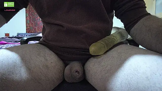 Papi Loveclits online show from May 15, 4:16 pm