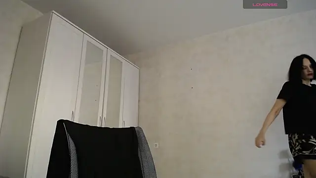 Devil Goddess online show from November 22, 12:59 pm