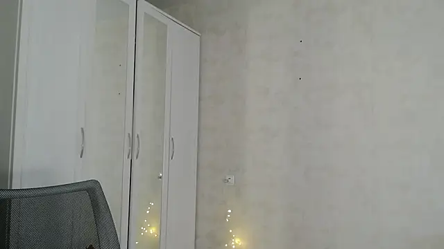 Devil Goddess online show from March 15, 3:16 pm