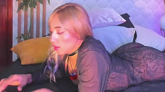 PamelaReall online show from March 23, 3:21 am