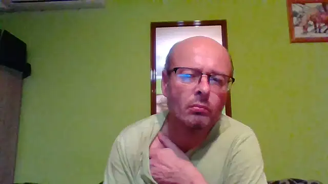 Snapshot of Tiger202441 chatting on July 15, 8:49 pm Tiger202441 online show from July 15, 8:49 pm