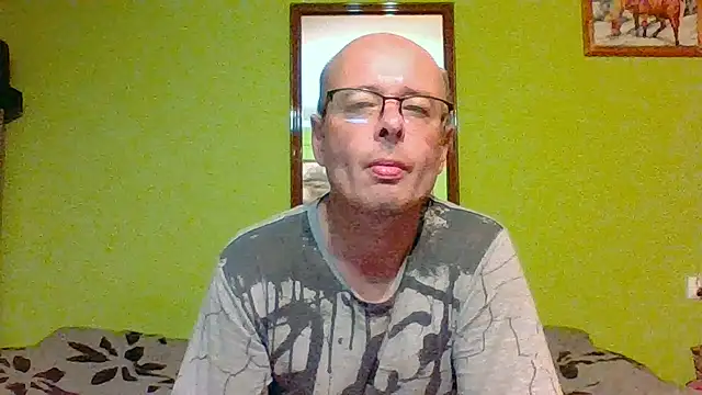 Snapshot of Tiger202441 chatting on June 30, 8:53 pm Tiger202441 online show from June 30, 8:53 pm