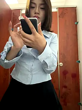 Snapshot of Asia-Melody chatting on October 1, 3:44 am Asia-Melody online show from October 1, 3:44 am