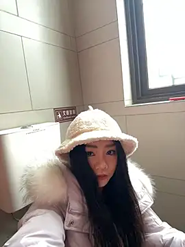 Snapshot of Asia-Melody chatting on February 14, 3:43 am Asia-Melody online show from February 14, 3:43 am