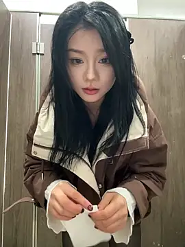 Snapshot of Asia-Melody chatting on March 17, 6:29 am Asia-Melody online show from March 17, 6:29 am