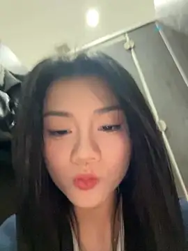 Snapshot of Asia-Melody chatting on March 2, 3:30 pm Asia-Melody online show from March 2, 3:30 pm