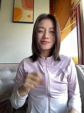 Snapshot of Asia-Melody chatting on October 5, 4:14 am Asia-Melody online show from October 5, 4:14 am