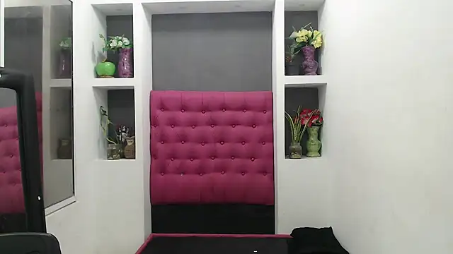 Snapshot of Dona_Tela chatting on December 28, 3:04 pm Dona Tela online show from December 28, 3:04 pm