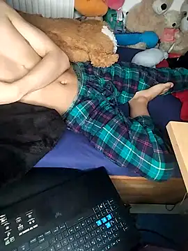 Dennis 2024 online show from October 22, 9:20 am