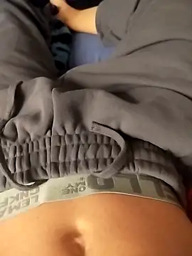 Dennis 2024 online show from October 15, 1:37 am