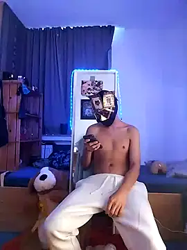 Dennis 2024 online show from January 18, 12:15 pm