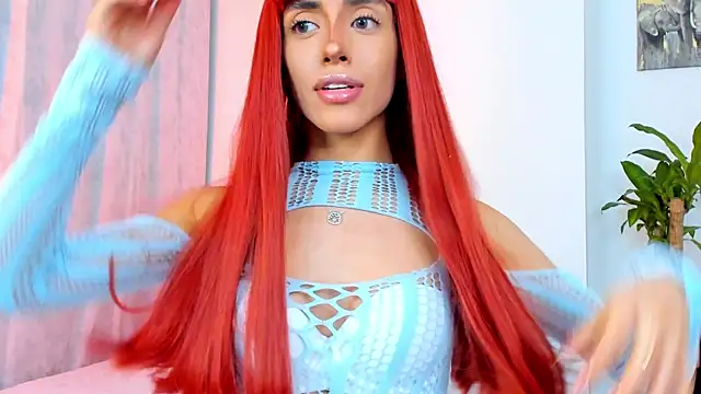 StormiRusso online show from March 14, 3:04 am