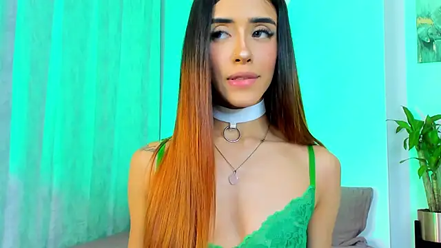 StormiRusso online show from January 24, 2:39 am