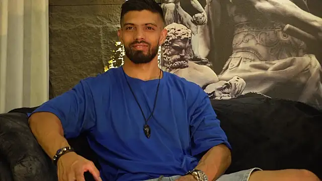 DannSaenz online show from November 29, 9:26 pm